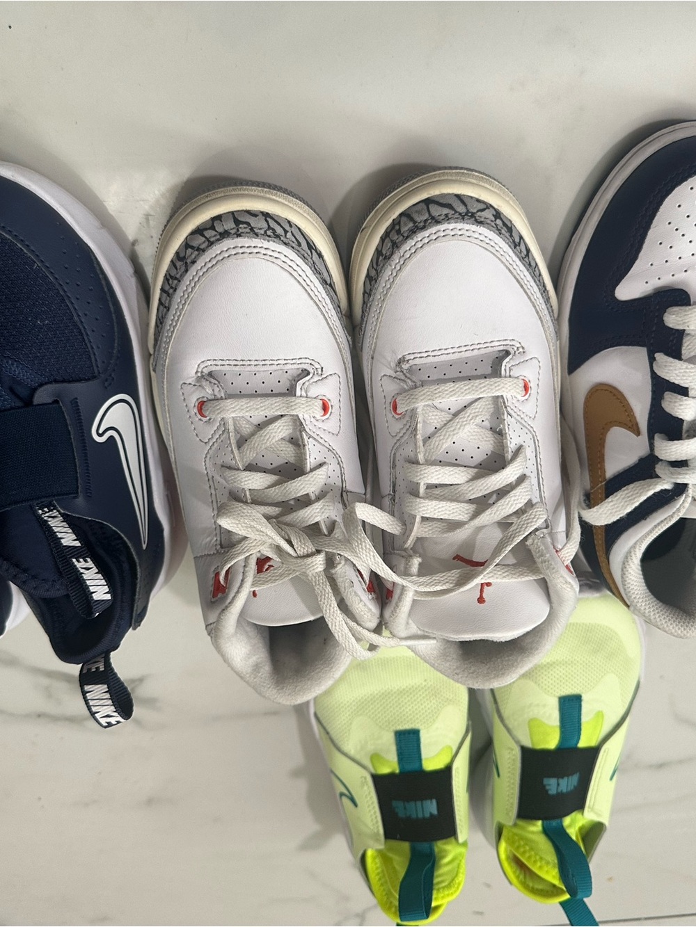 Nike White Kids Sneakers with Grey Elephant Print and Red Accents